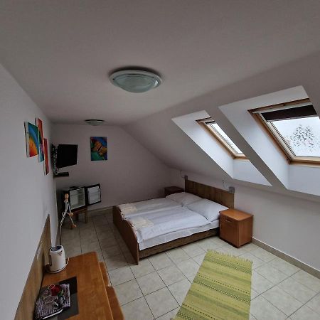 Penzion Solna Jaskyna ตูร์เชียนสเก เจปลิตเซ ภายนอก รูปภาพ